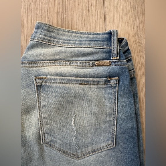 KanCan Blue Skinny Jeans with Faded Wash 👖 - Picture 2 of 12